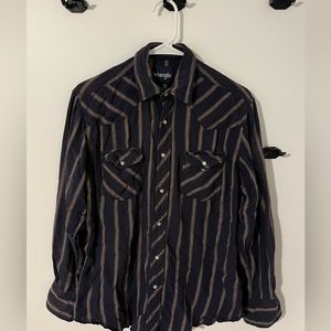 Wrangler button up